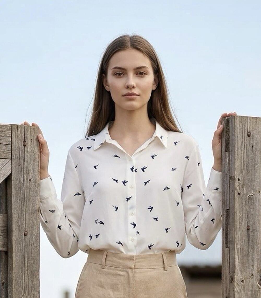 Banana Republic Factory Women's Long Sleeve Button Front Blouse L Birds EUC